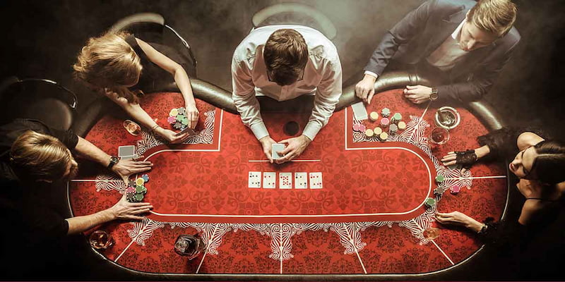 Các hành động mà tân thủ cần biết khi học cách đánh Poker